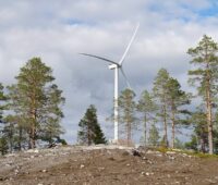 Windenergie-Anlage von Nordex, die vielleicht einen Hybridturm hat.