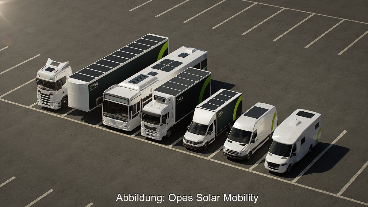 Fahrzeuge wie Lkw, Bus, Transporter und Wohnmobil, die Solarmodule tragen.