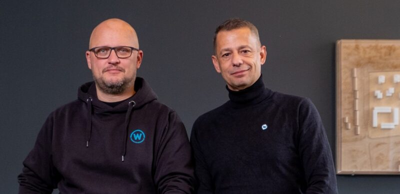 Im Bild Sebastian Brosch und Heinz-Georg Strickmann, die die Betriebsführungsunternehmen Windpunx und Solarpunx leiten.