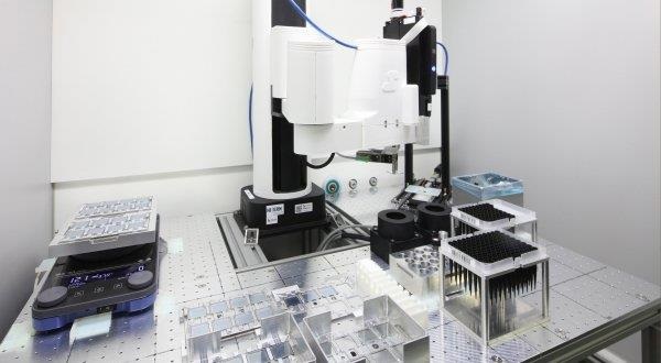 Eine Materialscreening-Plattform, die im Rahmen der Photovoltaik-Innovationsplattform Solar TAP weiterentwickelt wurde.