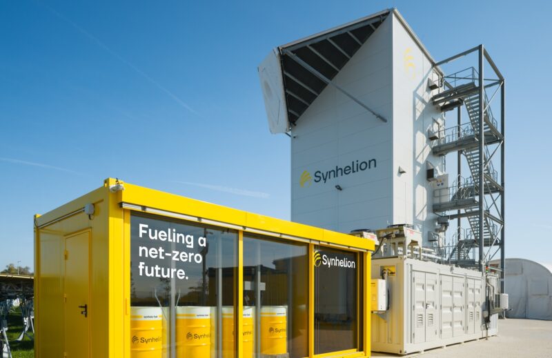 Die Treibstoffanlage Dawn in Jülich von Synhelion, ist die erste Demonstrationsanlage für synthetische Kraftstoffe des Unternehmens.