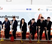 Katherina Reiche, Michael Kretschmer und andere Offizielle beim Spatenstich für das Projekt United Heat für grenzüberschreitende Fernwärme für Görlitz und Zgorzelecdem.