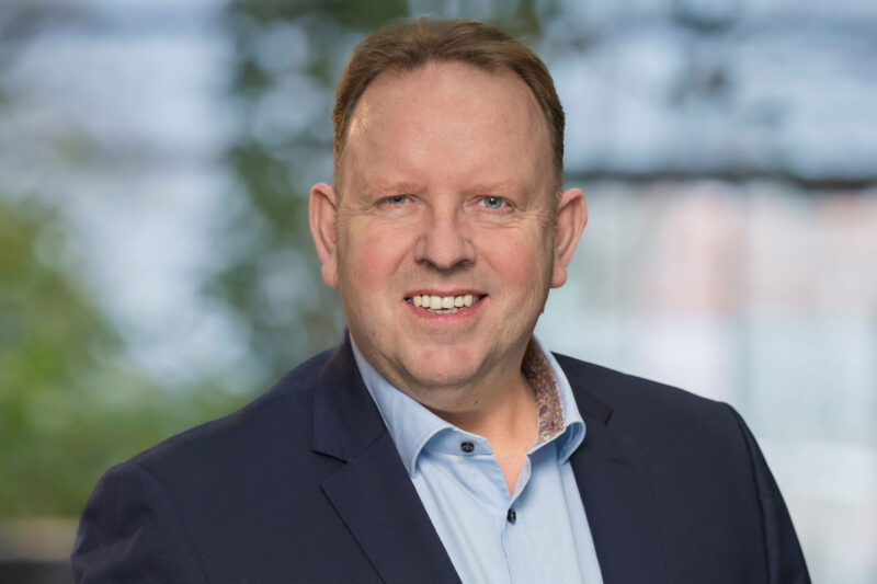 Portraifoto von Ingo Schönberg, Vorstandsvorsitzender Gründer und CEO