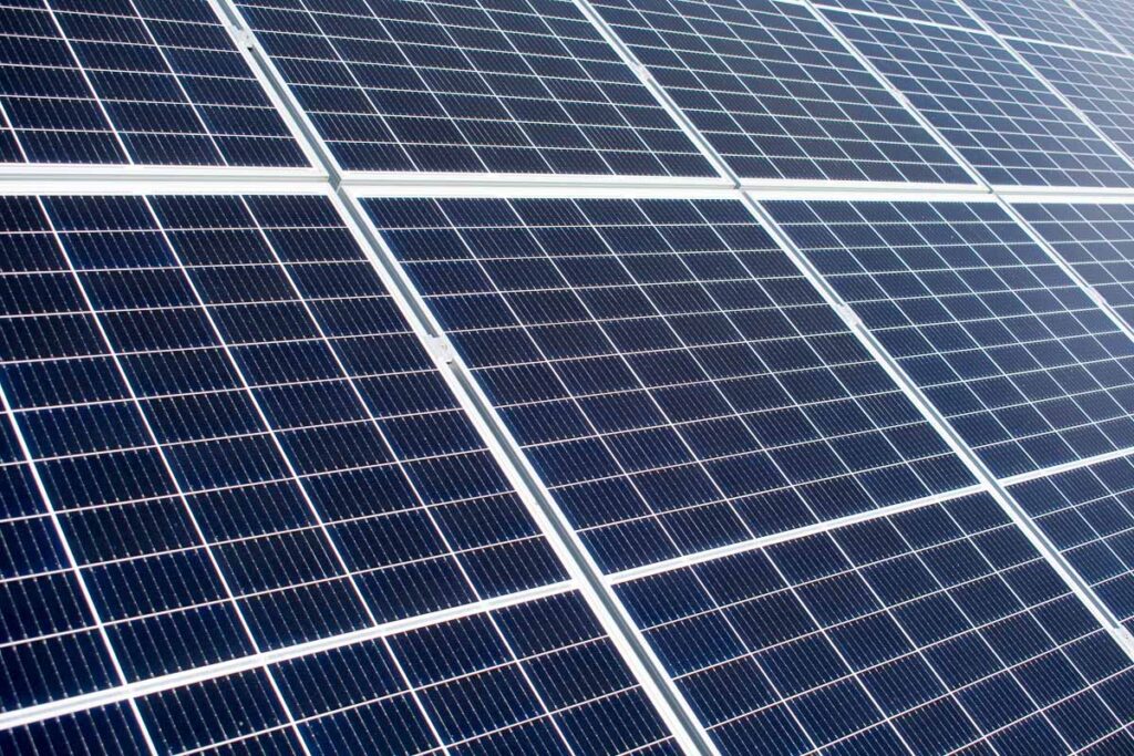 Deutschland hat höchste Photovoltaik-Leistung pro Kopf in Europa ...