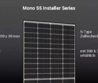 Im Bild eines der Photovoltaik-Module der S5-Klasse von der Solar Fabrik.