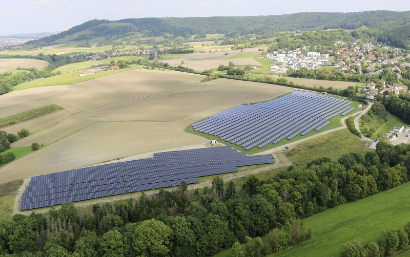 Zu sehen ist der Photovoltaik-Solarpark der Stadtwerke Schwäbisch Hall an der Klingenhalde in Michelbach an der Bilz.