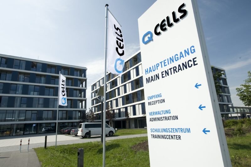 Zu sehen ist der Sitz von Q Cells in Thalheim. Das Unternehmen bietet nun Ökostromtarife für Unternehmen an.