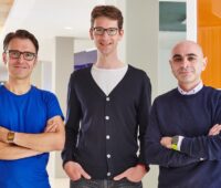 Zu sehen sind die drei Gründer vom Solar-Startup Sunvigo