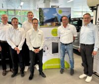 Im Bild das Team vom Photovoltaik Anbieter Powernovo, einem Unternehmen der Dello Gruppe.