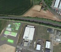 Luftbild zeigt in Grün, wo die Biogas-LNG-Anlage enstehen soll