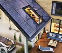 Im Bild ein Eigenheim mit E-Auto, das KfW-Förderprogramm Solarstrom für Elektroautos fördert Luxus.