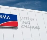 ZU sehen ist das SMA-Logo. SMA hat den SMA-Quartalsmitteilung Januar bis September 2021 veröffentlicht.