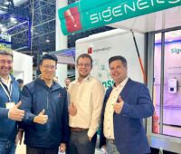 Im Bild Vertreter von Sigenergy und Sonnenext Energy.