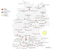 Deutschlandkarte zeigt in Form verschieden großer Punkte die Standorte von Fernwärme-Solarthermieanlagen, Stand 9/2021