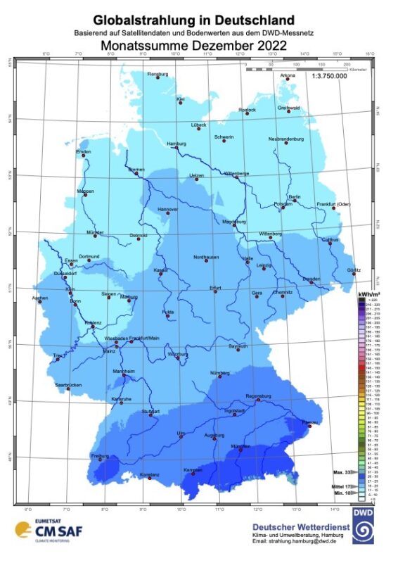 Eine Karte zeigt die Solarstrahlung in Deutschland im Dezember 2022