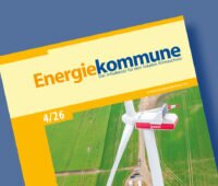Titelblatt der Zeitschrift Energiekommune, Ausgabe 4/26 - angeschnitten