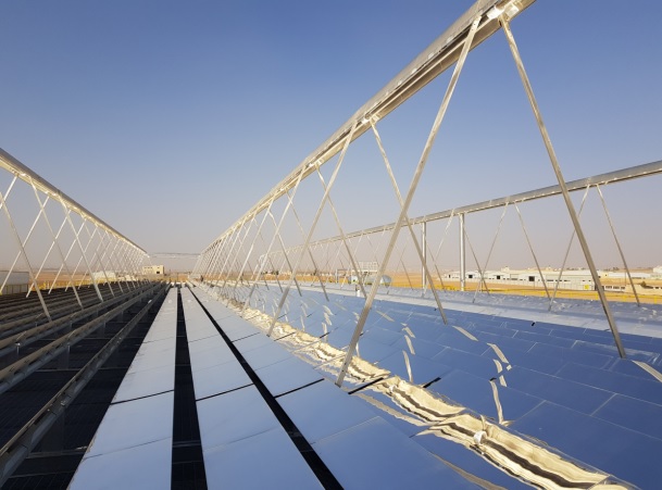 ZU sehen ist eine Solarthermie-Anlage mit Fresnelkollektoren in Jordanien.