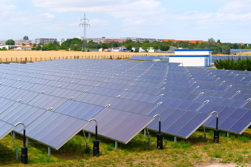 Solarthermieanlage am Fernwärme-Heizwerk in Bernburg an der Saale