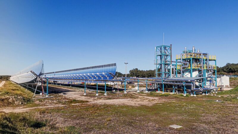 Foto von Solarthermischem Kraftwerk / CSP-Testanlage in Evora