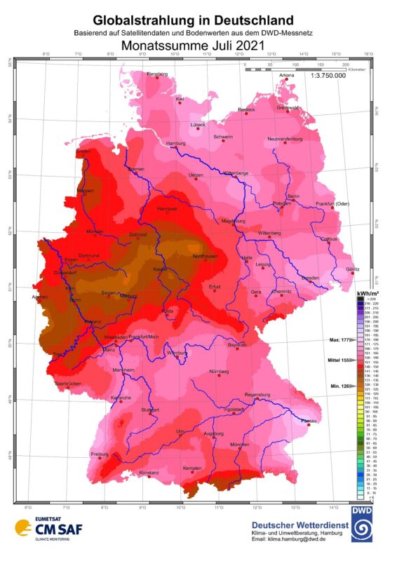 Zu sehen ist eine Karte mit der Sonneneinstrahlung in Deutschland im Juli 2021.