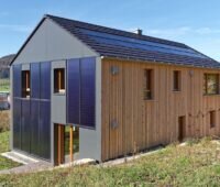 Das Sonnenhaus-Institut e.V. favorisiert die Kombination von Solarthermie und Photovoltaik.