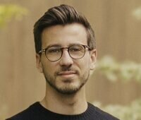 Im Bild David Budde, Mitgründer und CEO vom Stromversorger Trawa.