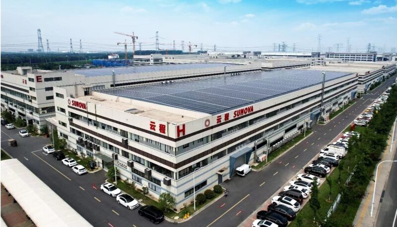 Im Bild ein Werk von Sunova Solar, das Unternehmen hat in der Provinz Sichuan eine Solarzellenfabrik eröffnet.