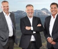Zu sehen ist die Geschäftsführung von Swiss Clean Battery.