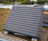 Das Unternehmen Paxos Consulting & Engineering hat in Zusammenarbeit mit der TH Köln eine neuartige PVT-Solardachpfanne entwickelt.