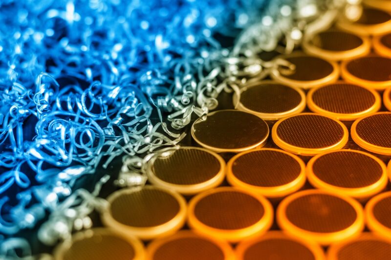 Zu sehen ist Aluminium als Rohstoff für die Aluminium-Batterie.