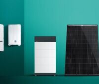 Zu sehen ist das neue Photovoltaik-Angebot von Vaillant.
