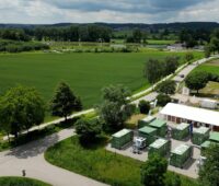 Im Bild der Verbund Batteriespeicherstandort Schwabmünchen, Teil der Batteriespeicherkette Bayern-Hessen.