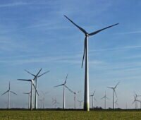 Bis zum Horizont Windenergieanlagen an der Westküste Schleswig-Holsteins