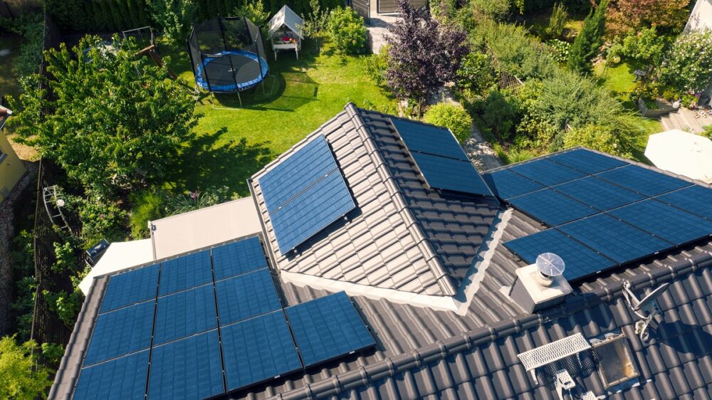 Solaranlage zur Miete für Photovoltaikstrom von Zolar Solarserver