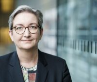 Porträt von Bundesbauministerin Clara Geywitz