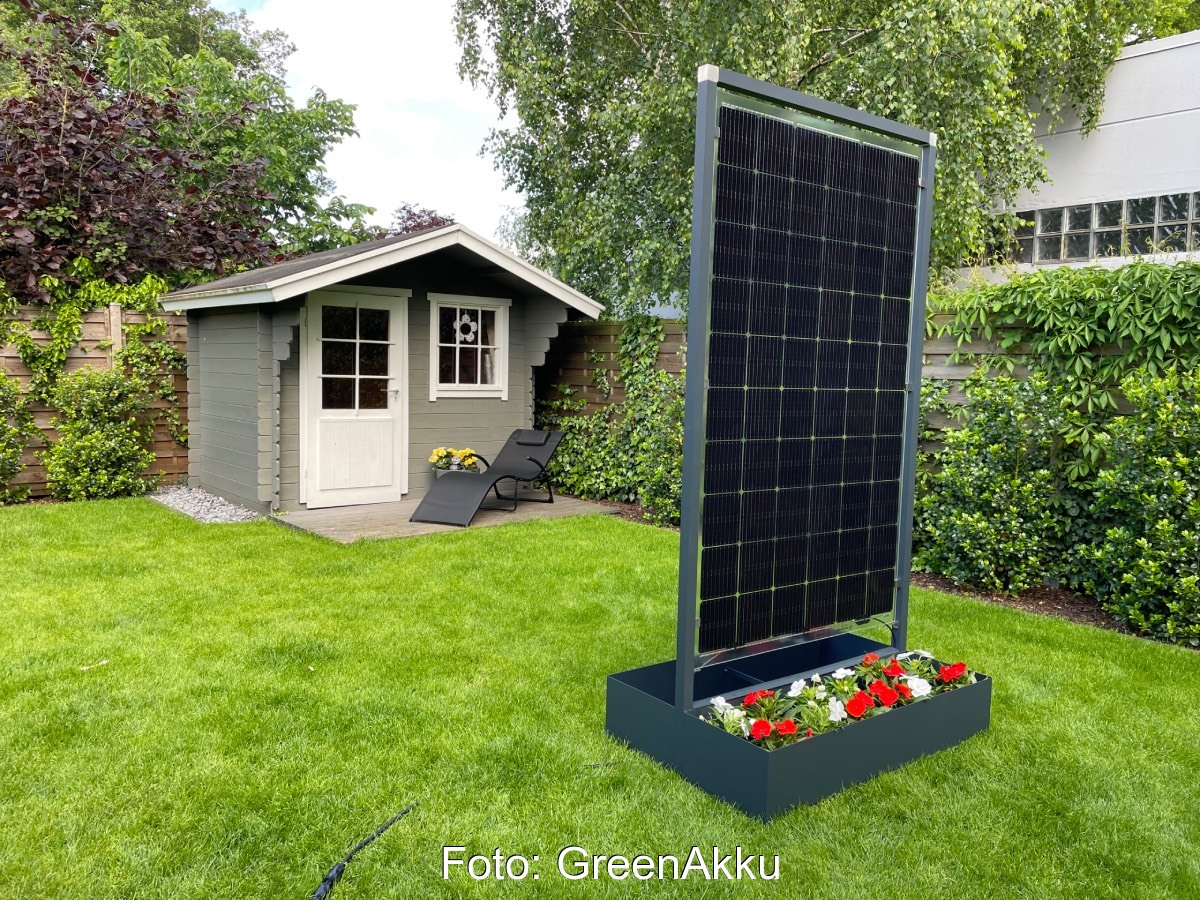MiniPV Solarblumenkübel von GreenAkku Solarserver